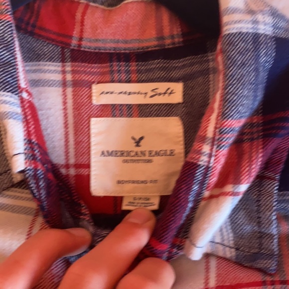 Button up flannel - Picture 2 of 2